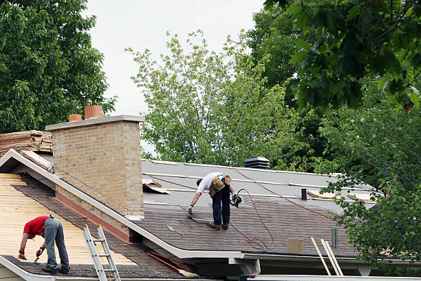Best Roof Gutter Cleaning  in Hennessey, OK